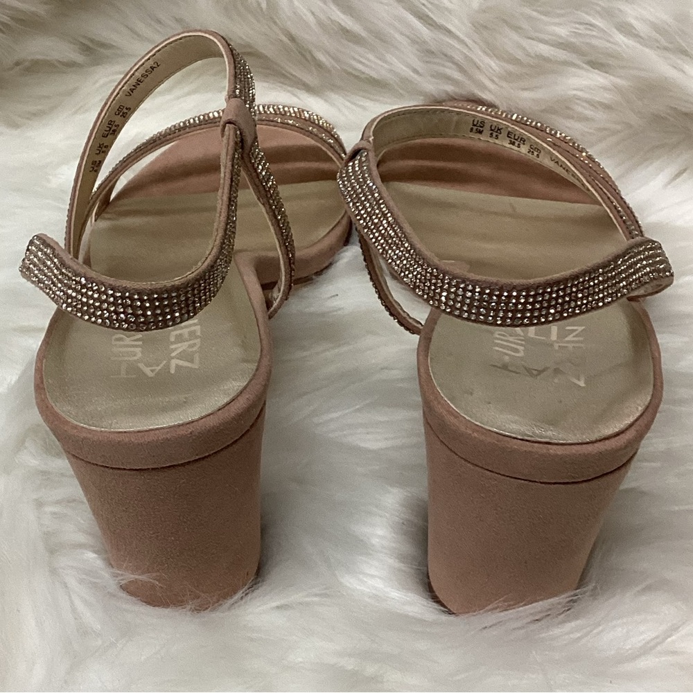 Naturalized Vanessa 2 Cremebrulee Sandals - 8 1/2 M - Picture 3 of 6